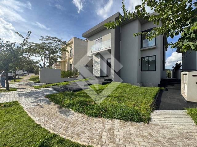 Casa para Venda em Santana de Parnaíba - 4