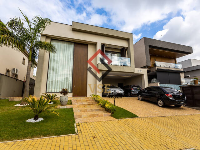 #366 - Casa para Venda em Santana de Parnaíba - SP