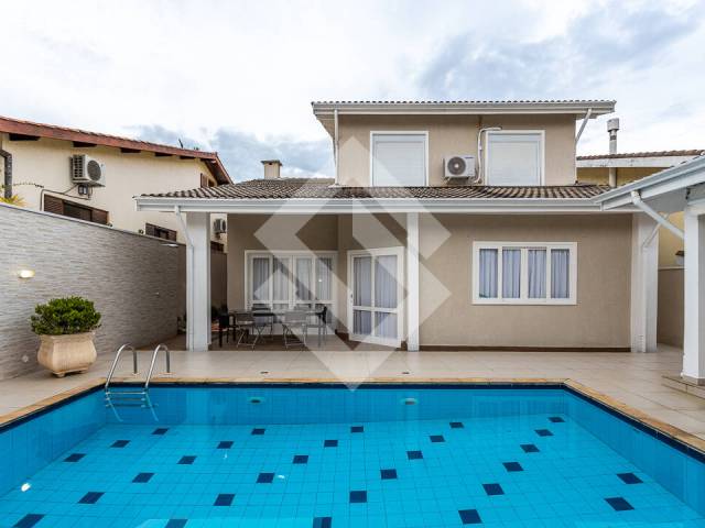 Casa para Venda em Santana de Parnaíba - 4