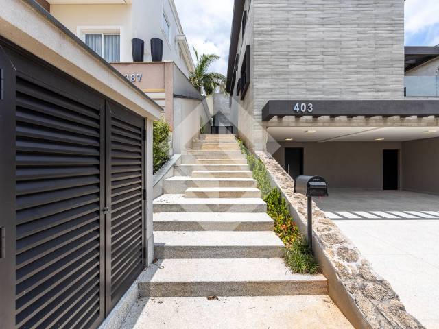 Casa para Venda em Santana de Parnaíba - 4