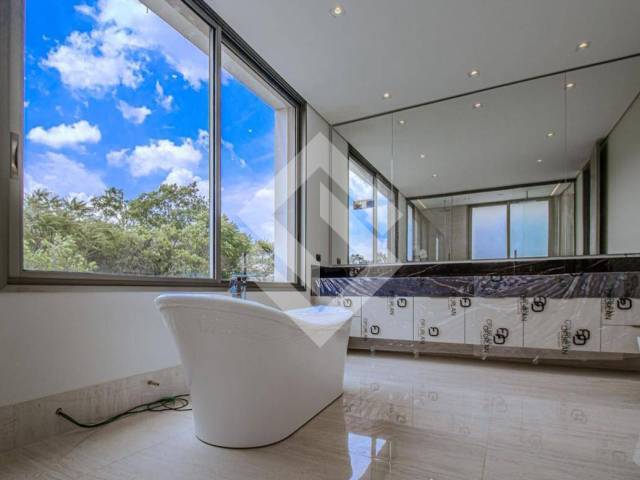 Casa para Venda em Santana de Parnaíba - 5