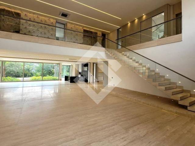 Casa para Venda em Santana de Parnaíba - 4
