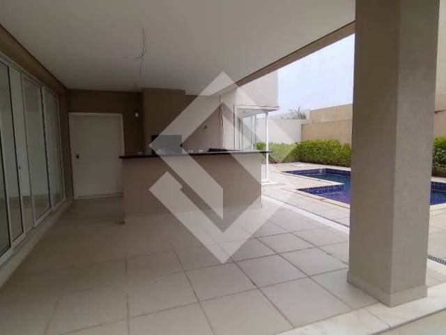 Casa para Venda em Santana de Parnaíba - 4