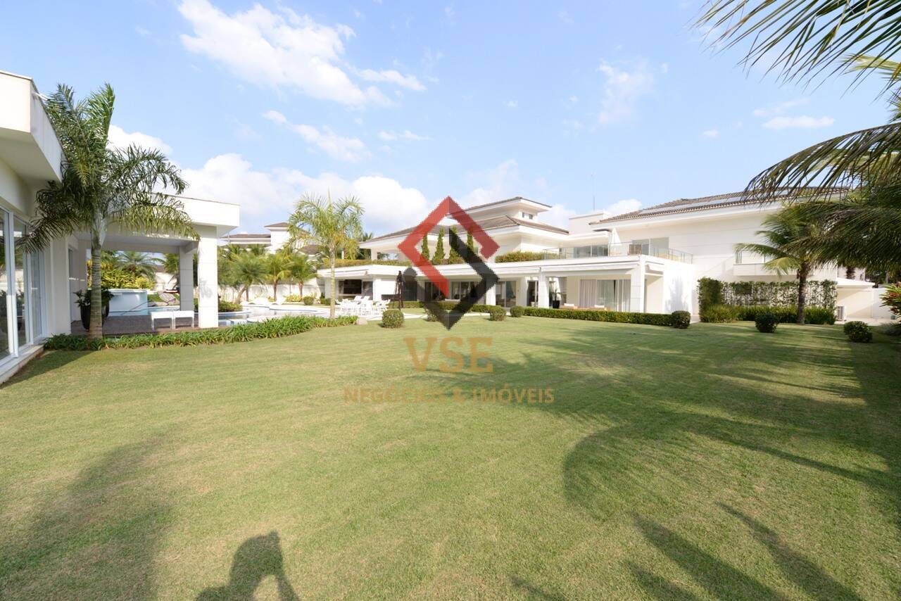 Casa à venda com 11 quartos, 1122m² - Foto 3