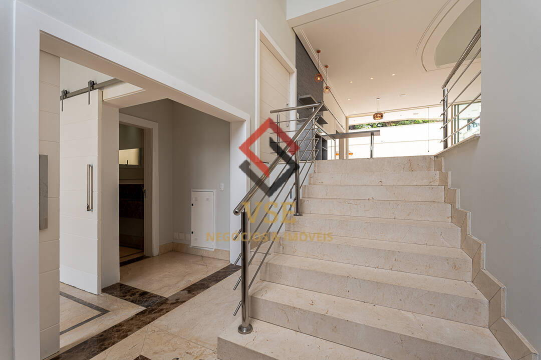 Casa à venda com 5 quartos, 471m² - Foto 3