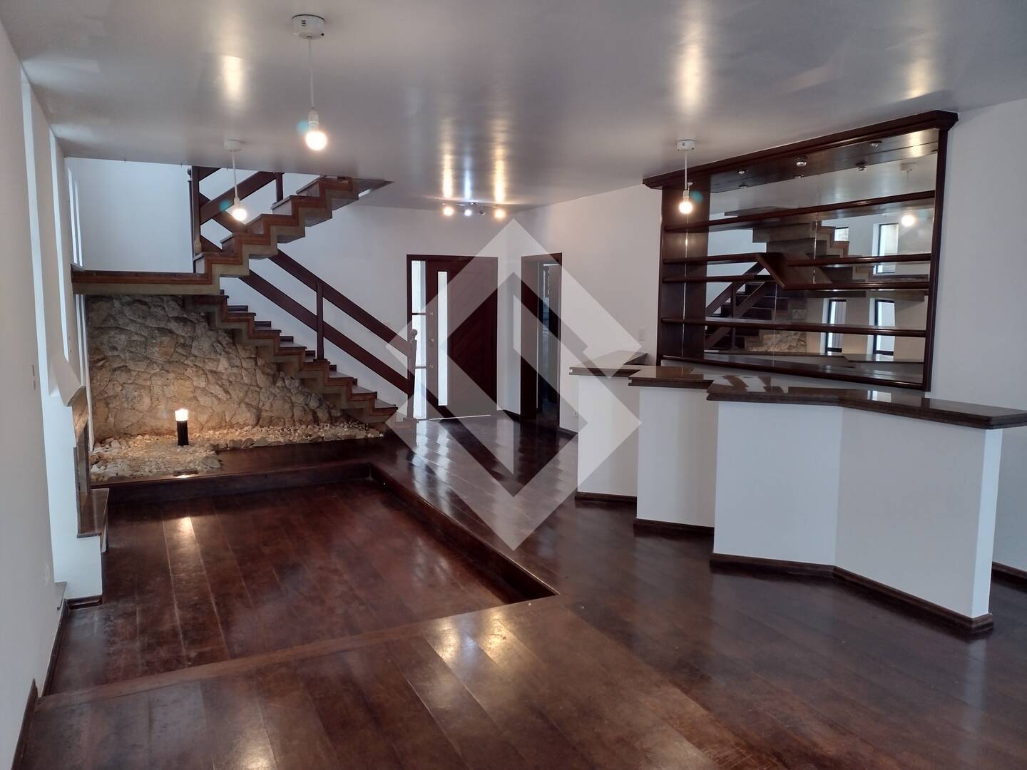 Casa, 2 quartos, 308 m² - Foto 2