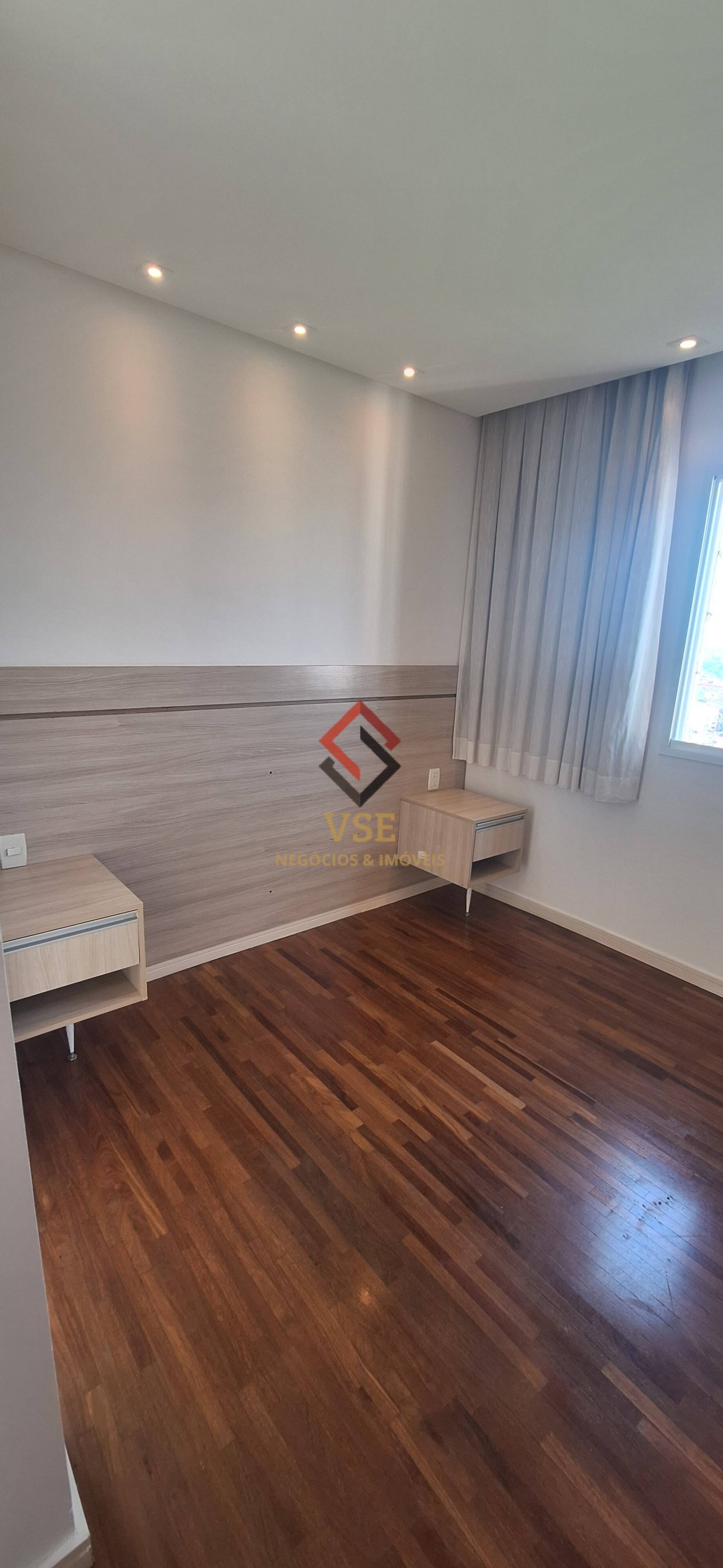 Apartamento para alugar com 2 quartos, 85m² - Foto 10