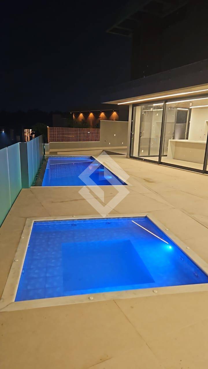 Casa, 5 quartos, 610 m² - Foto 2