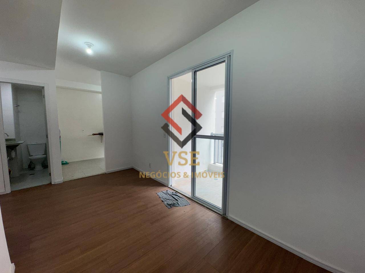 Apartamento para alugar com 2 quartos, 68m² - Foto 6