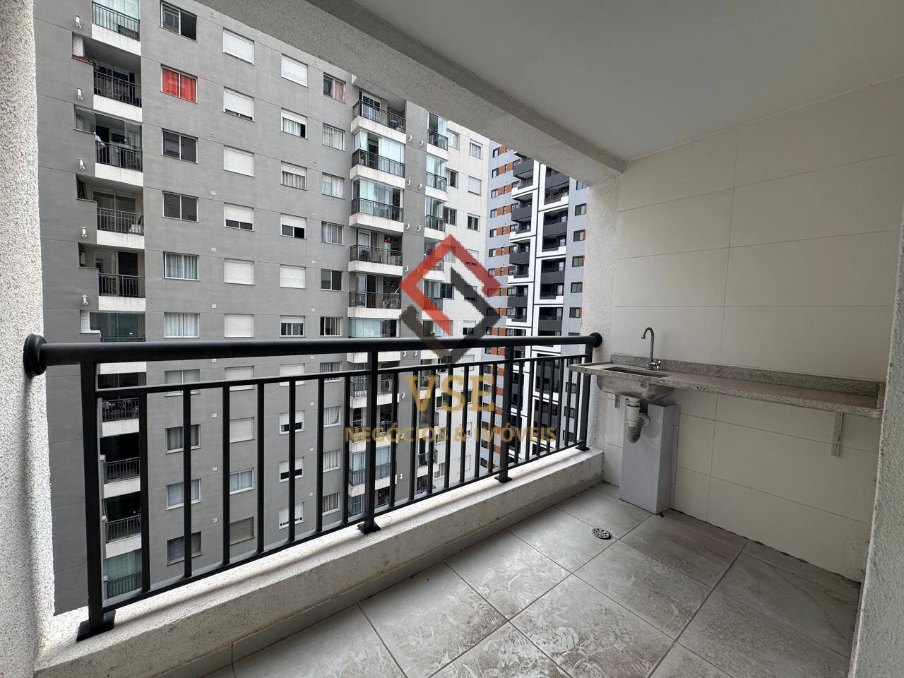 Apartamento para alugar com 2 quartos, 68m² - Foto 15