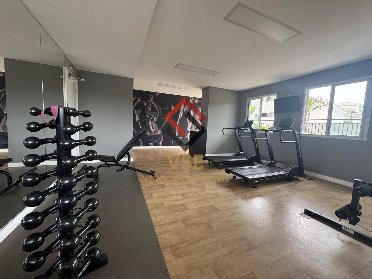 Apartamento para alugar com 2 quartos, 68m² - Foto 18