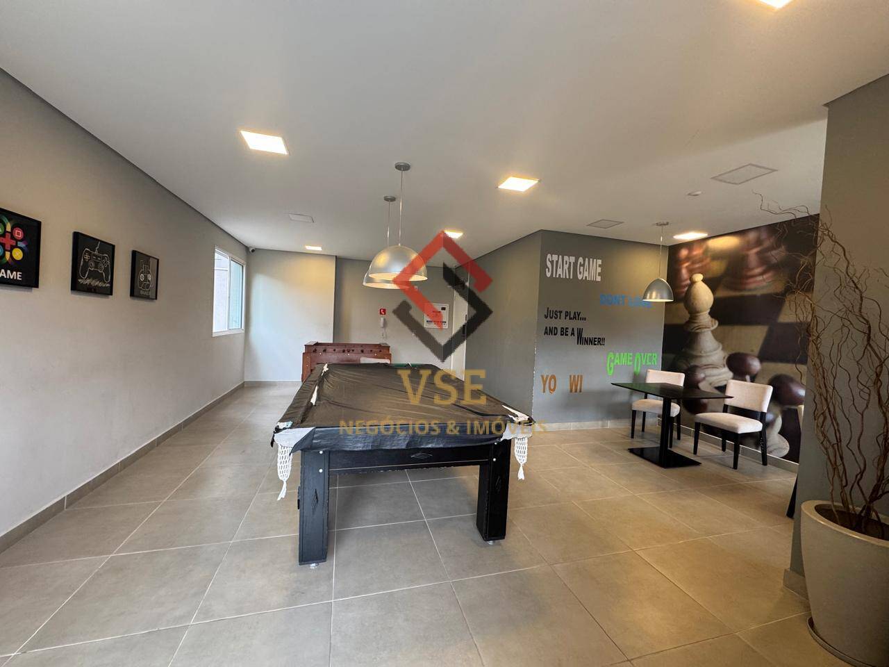 Apartamento para alugar com 2 quartos, 68m² - Foto 30