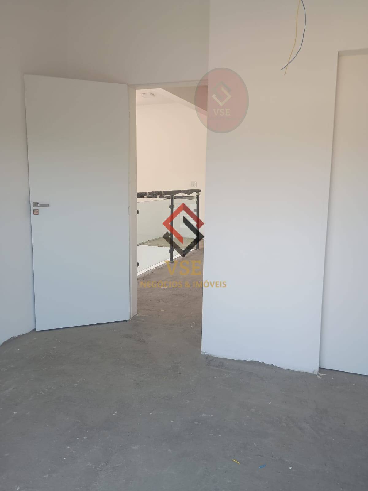 Casa à venda com 3 quartos, 178m² - Foto 8