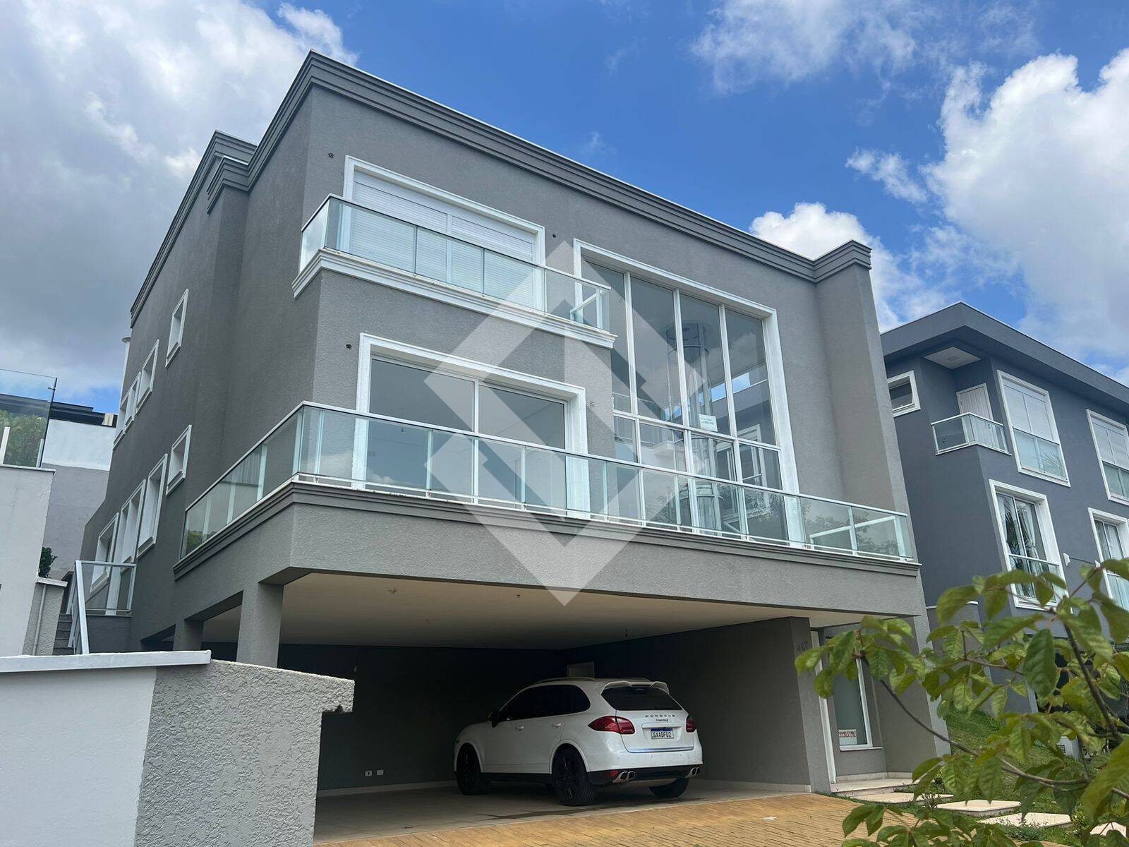 Casa, 4 quartos, 430 m² - Foto 1