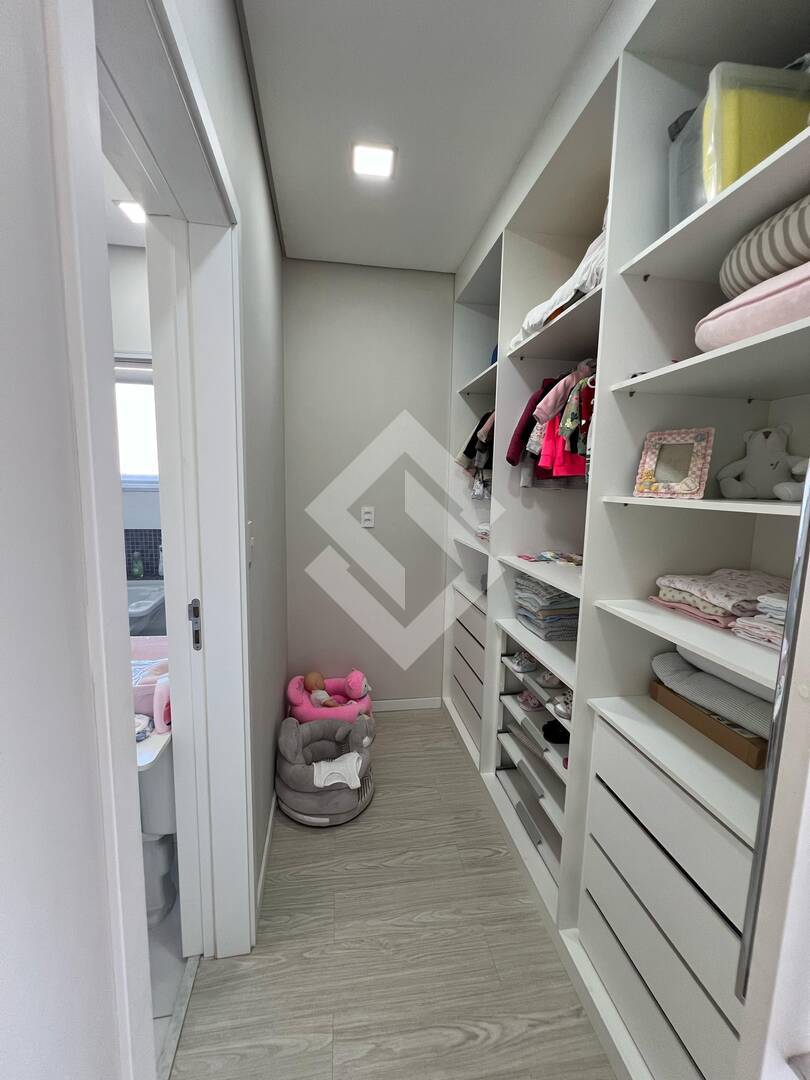 Casa, 3 quartos, 254 m² - Foto 4