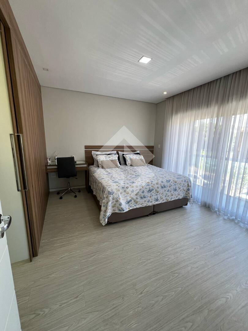 Casa, 3 quartos, 254 m² - Foto 13