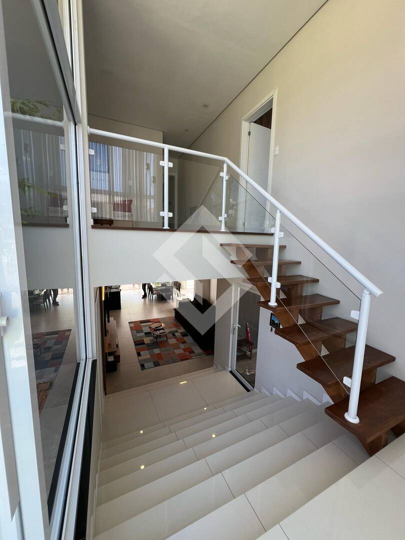 Casa, 3 quartos, 254 m² - Foto 16