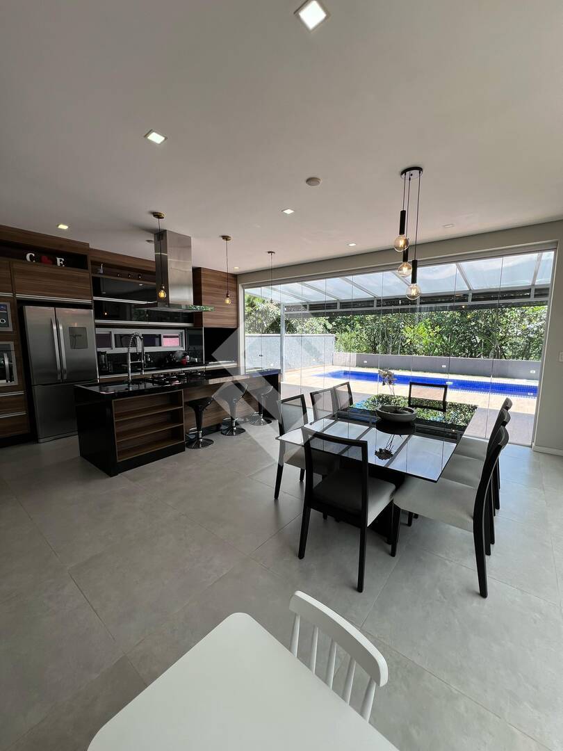 Casa, 3 quartos, 254 m² - Foto 19