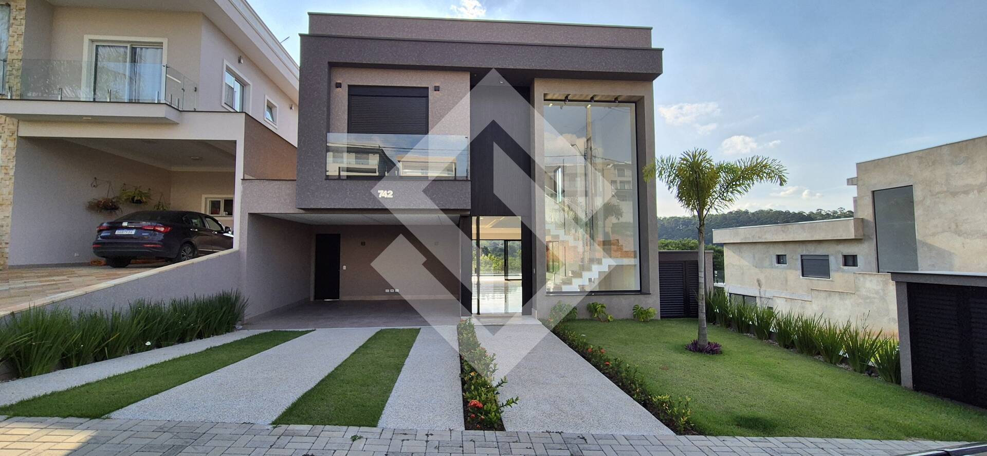 Casa, 4 quartos, 310 m² - Foto 1