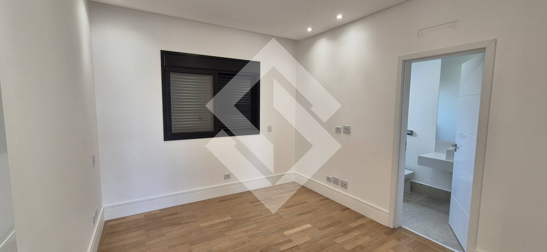 Casa, 4 quartos, 310 m² - Foto 35