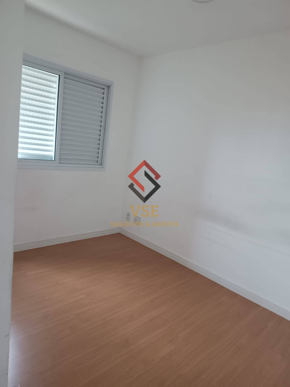 Apartamento à venda e aluguel com 3 quartos, 76m² - Foto 3