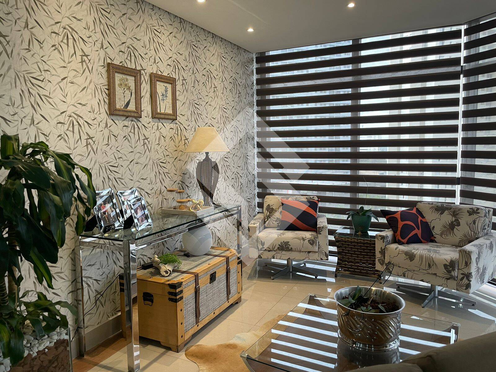 Apartamento, 3 quartos, 130 m² - Foto 1