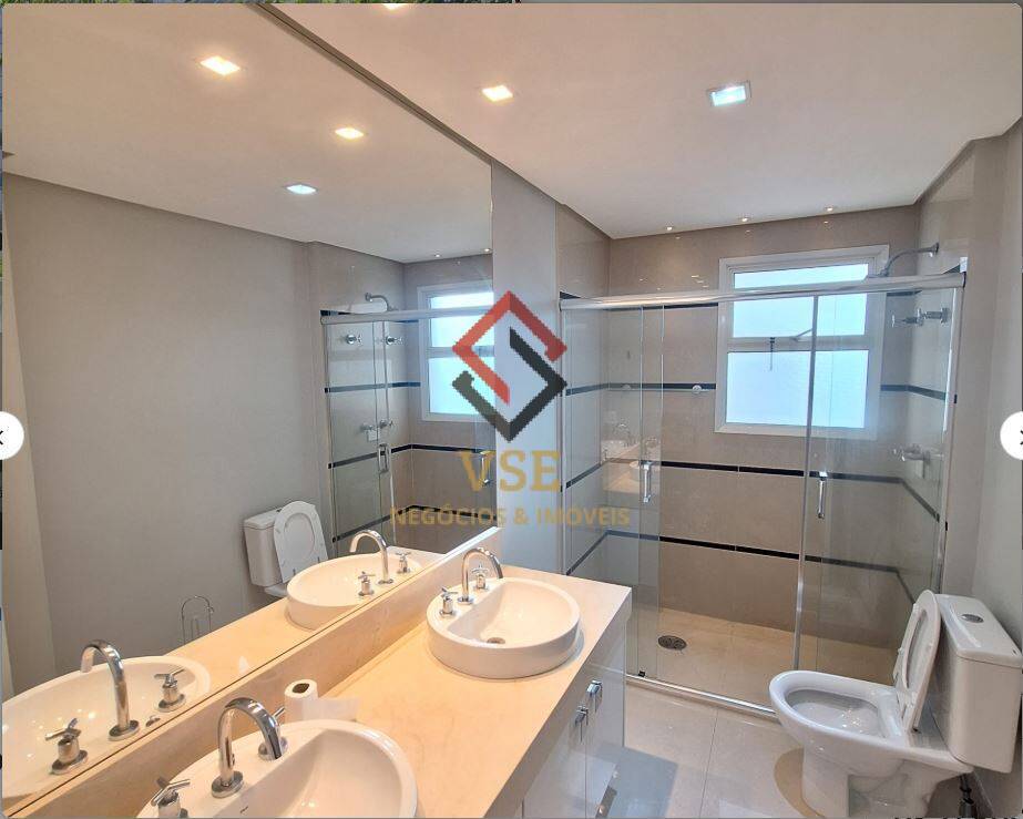 Apartamento para alugar com 3 quartos, 156m² - Foto 3