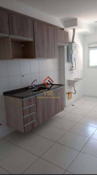 Apartamento à venda e aluguel com 3 quartos, 76m² - Foto 2