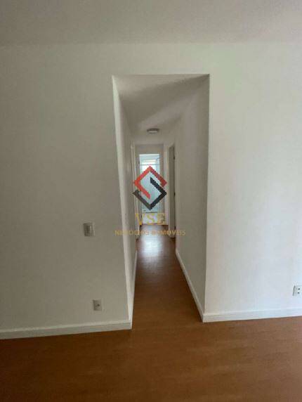 Apartamento à venda e aluguel com 3 quartos, 76m² - Foto 4