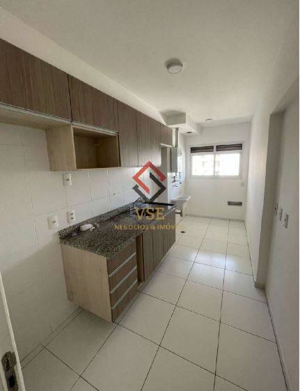 Apartamento à venda e aluguel com 3 quartos, 76m² - Foto 2