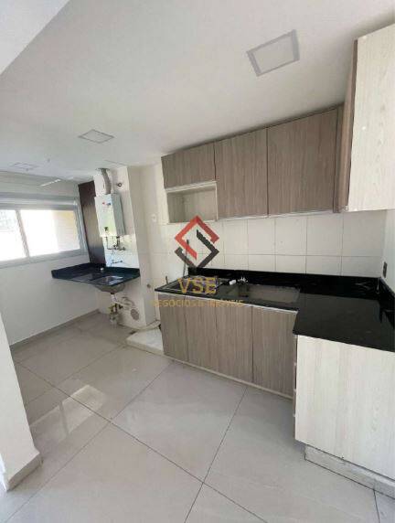 Apartamento à venda e aluguel com 2 quartos, 66m² - Foto 2