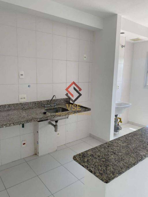 Apartamento à venda e aluguel com 2 quartos - Foto 2