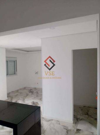 Apartamento à venda e aluguel com 2 quartos, 66m² - Foto 3