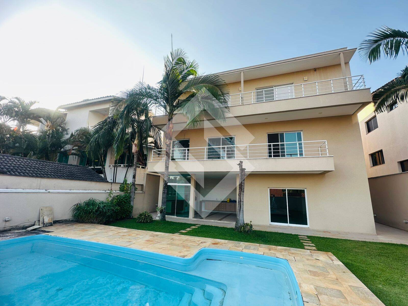 Casa, 4 quartos, 464 m² - Foto 1