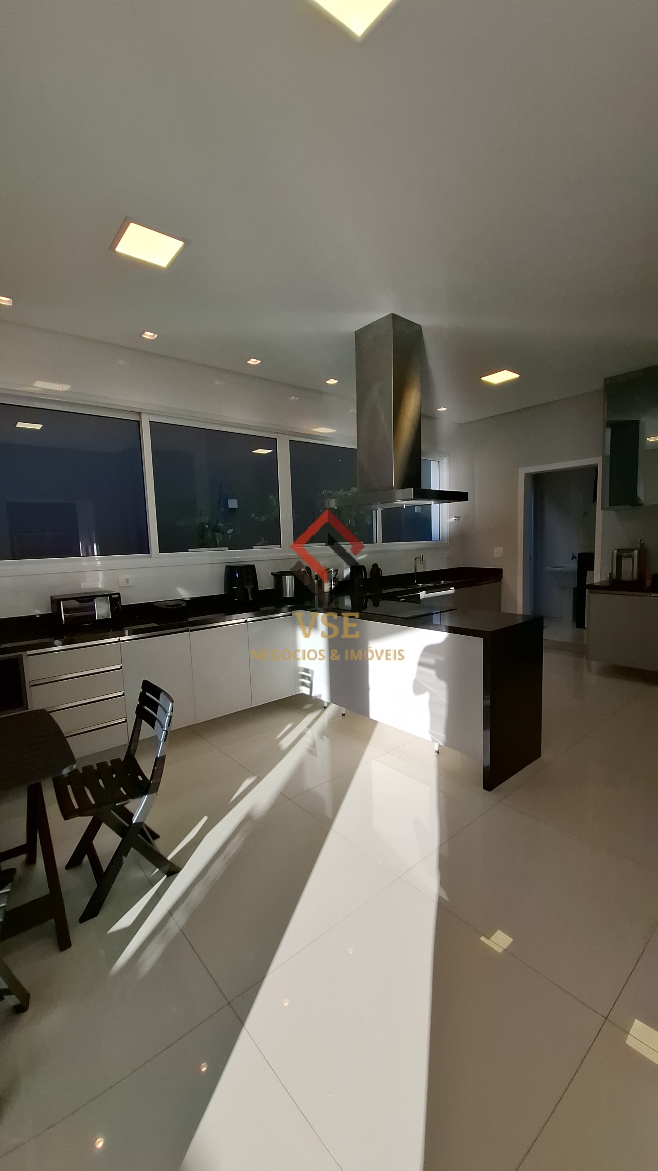 Casa à venda com 4 quartos, 463m² - Foto 8