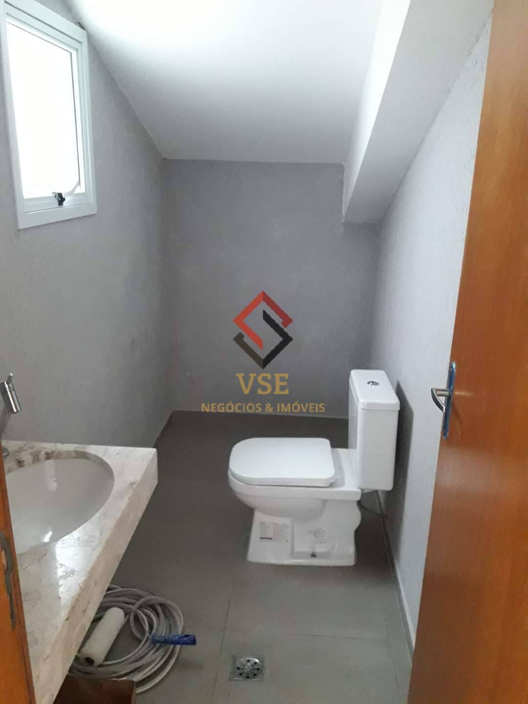 Casa para alugar com 3 quartos, 240m² - Foto 15