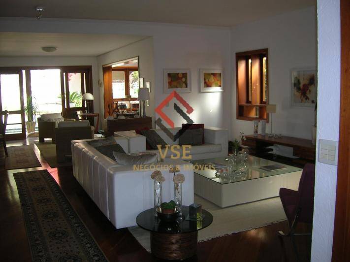 Casa à venda e aluguel com 4 quartos, 350m² - Foto 8