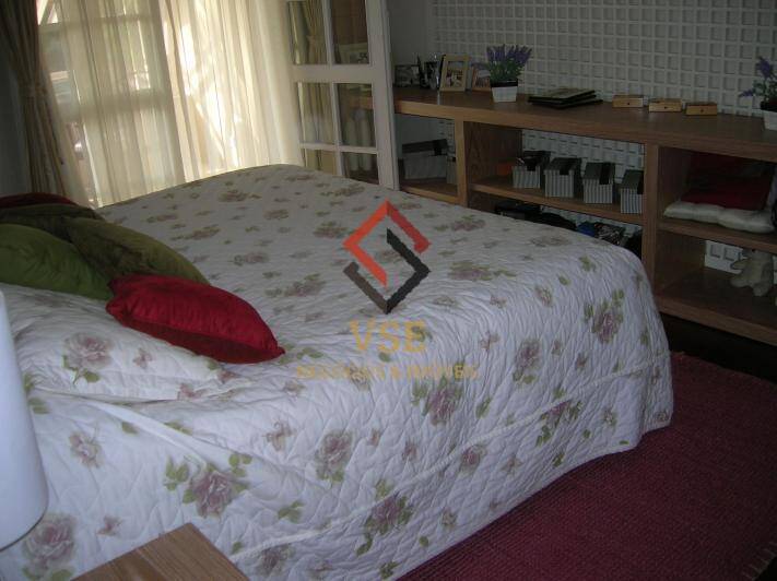 Casa à venda e aluguel com 4 quartos, 350m² - Foto 19