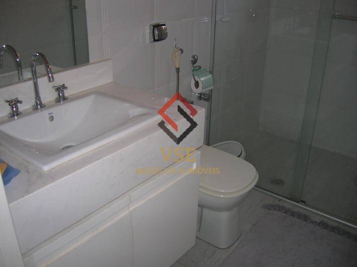 Casa à venda e aluguel com 4 quartos, 350m² - Foto 25