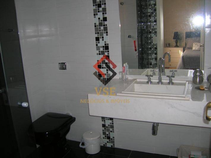Casa à venda e aluguel com 4 quartos, 350m² - Foto 23