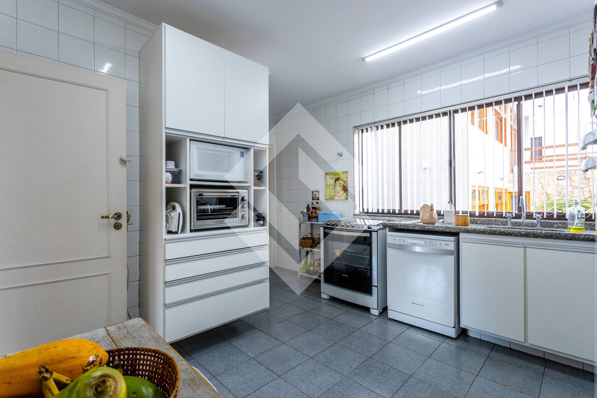 Casa, 4 quartos, 320 m² - Foto 20