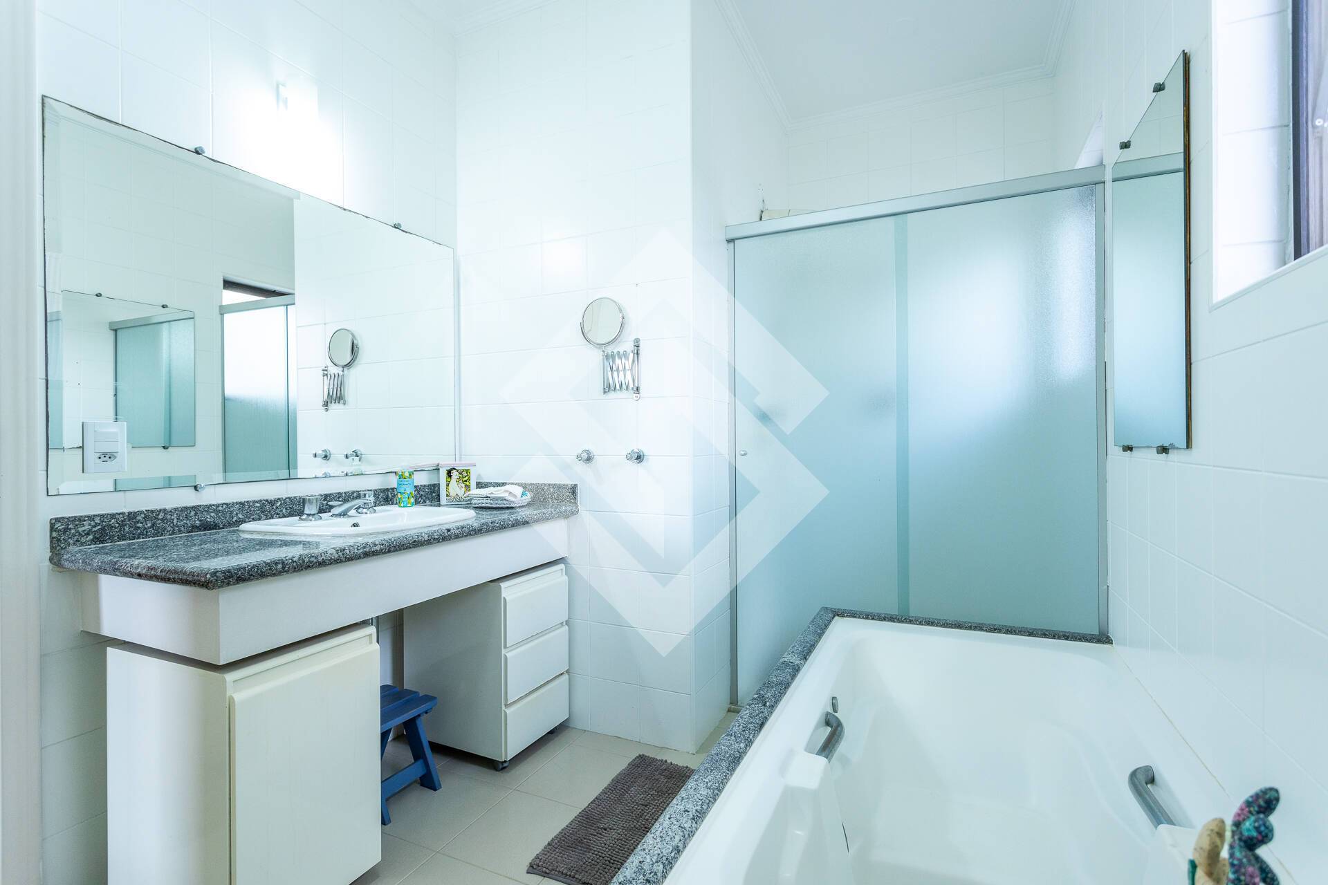 Casa, 4 quartos, 320 m² - Foto 50