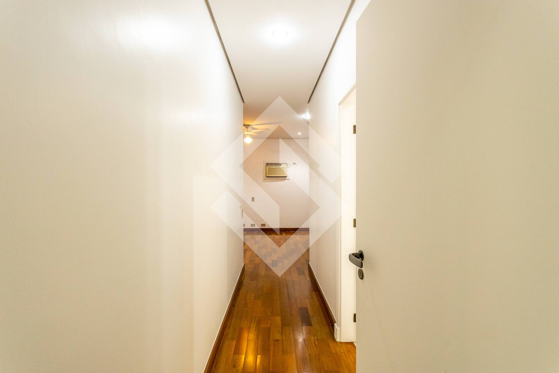 Casa, 4 quartos, 750 m² - Foto 36