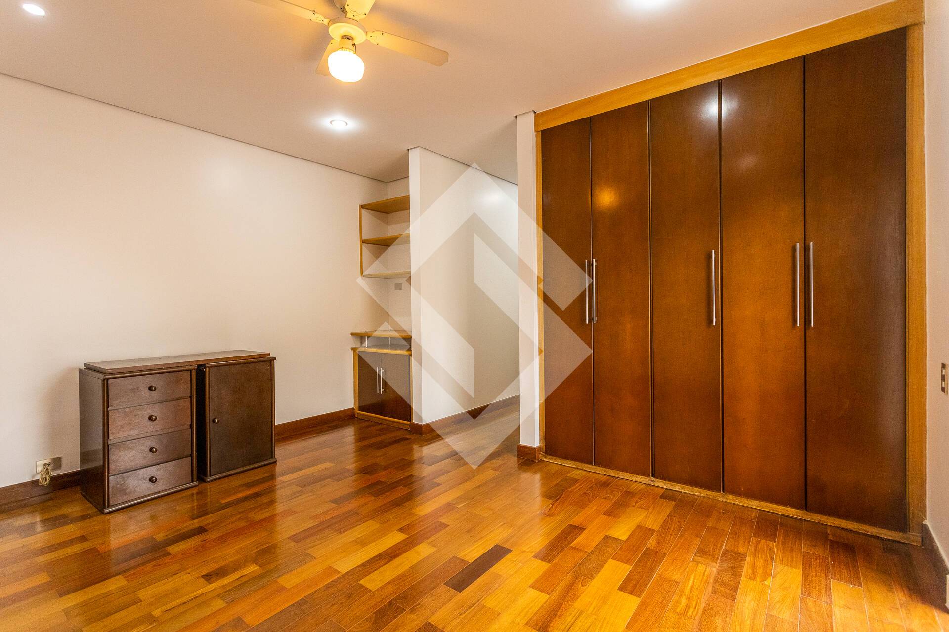 Casa, 4 quartos, 750 m² - Foto 38