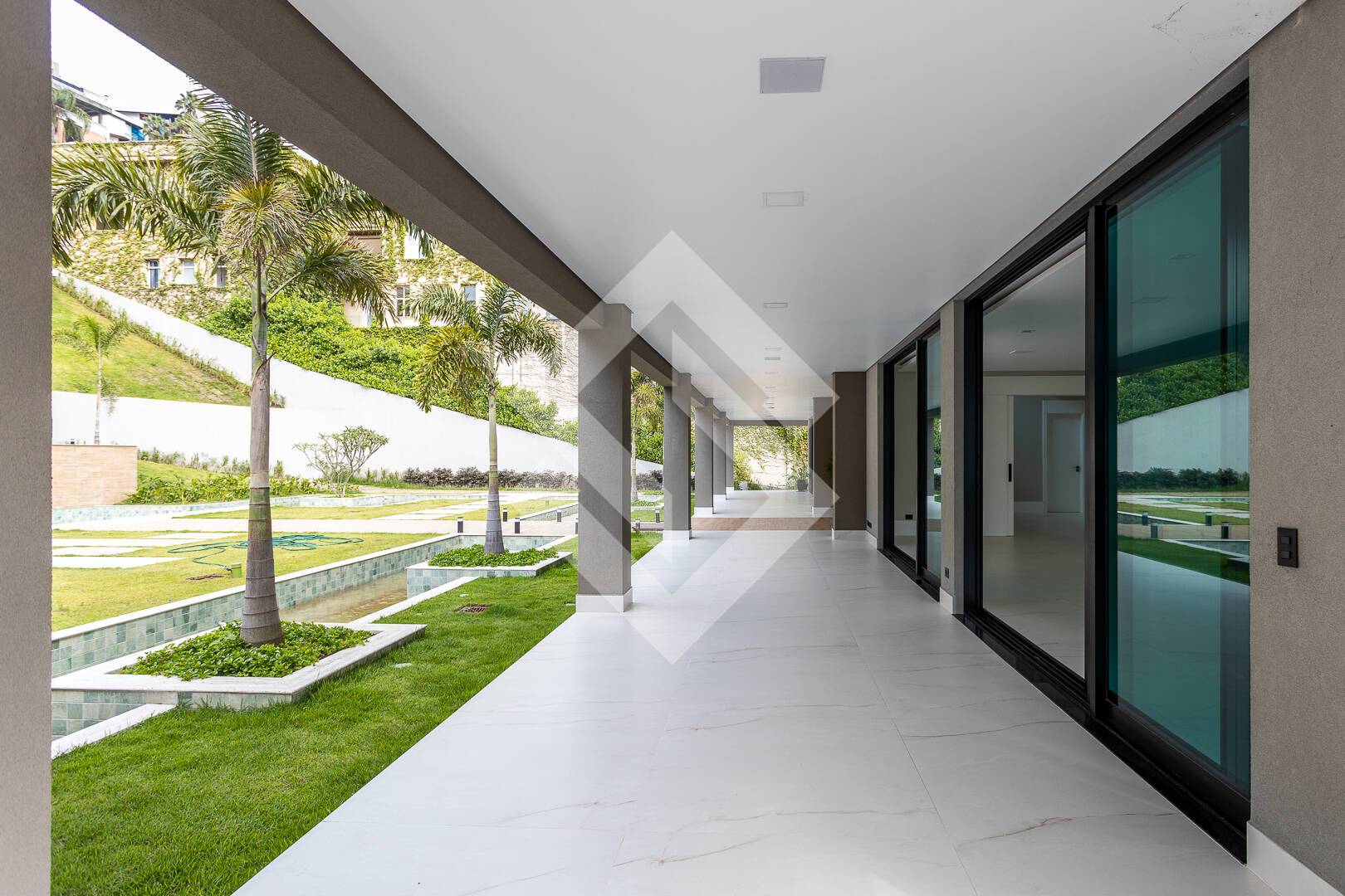 Casa, 4 quartos, 1305 m² - Foto 12