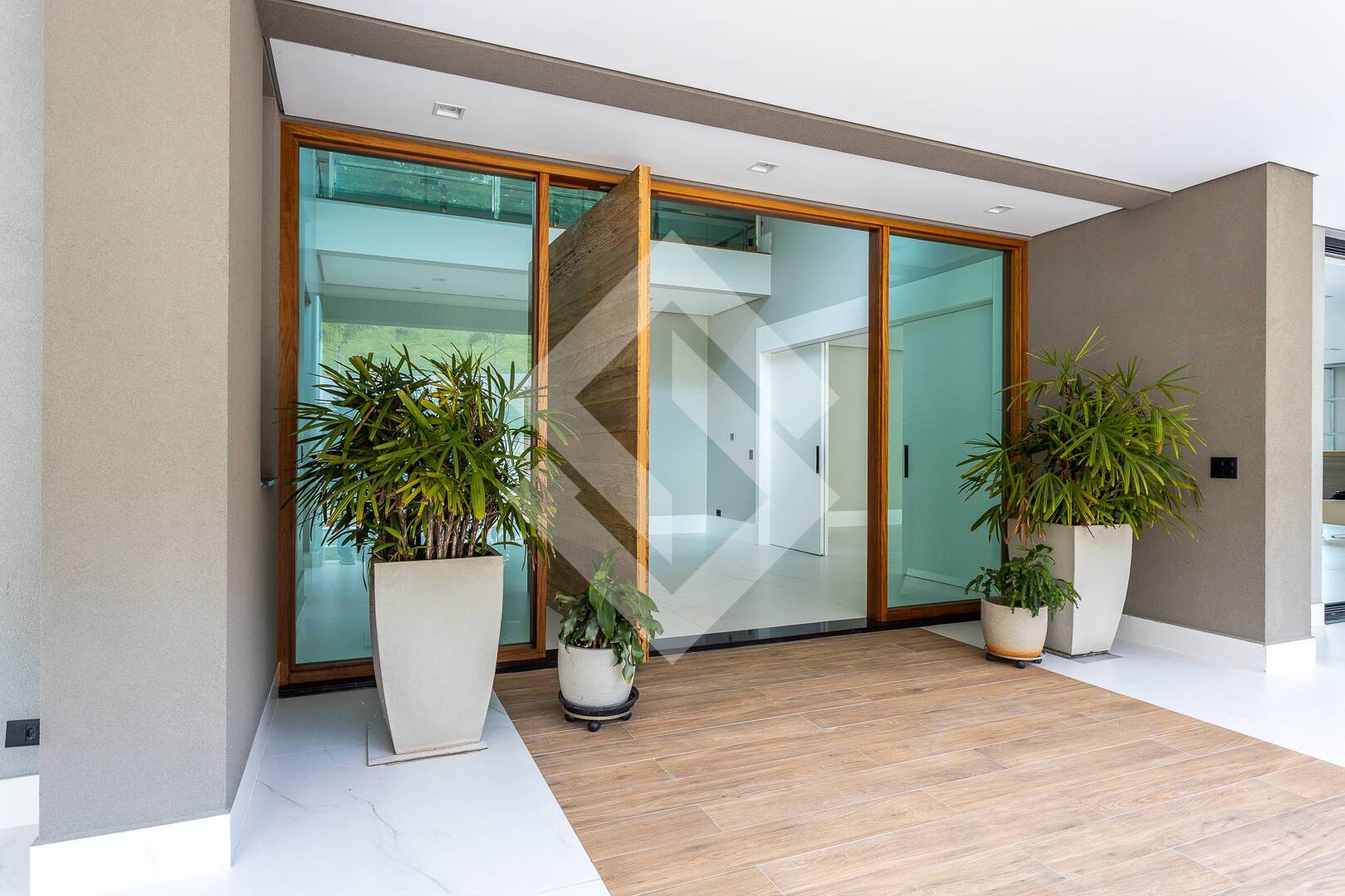 Casa, 4 quartos, 1305 m² - Foto 14