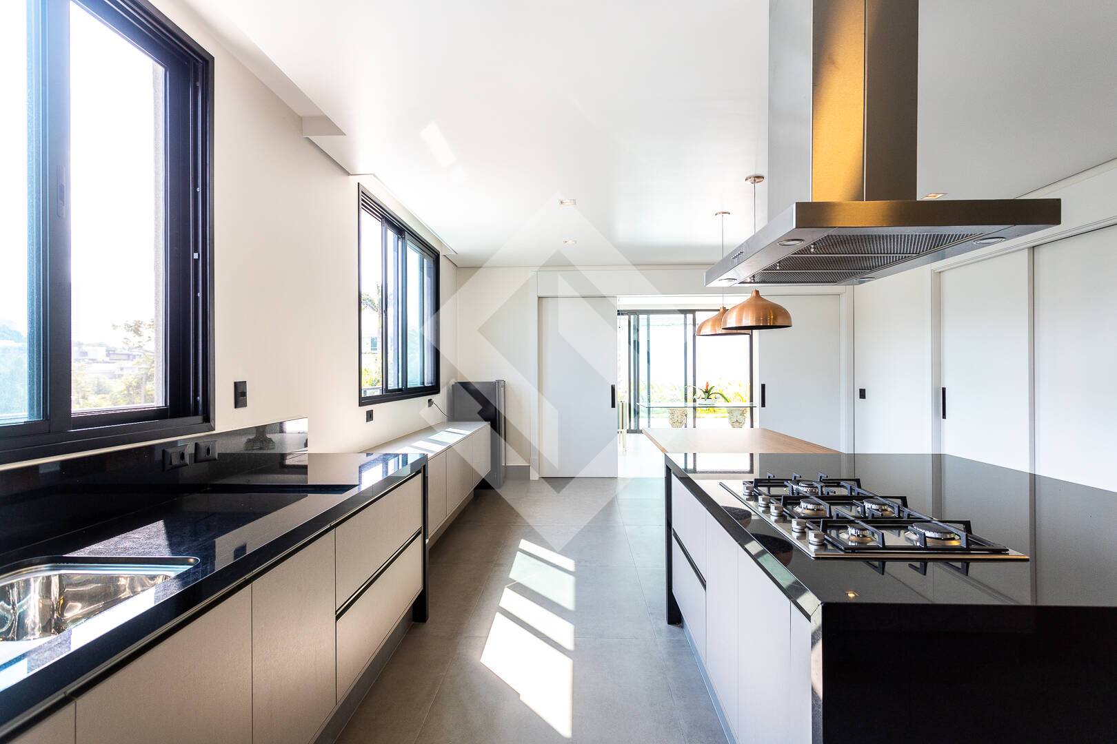 Casa, 4 quartos, 1305 m² - Foto 19