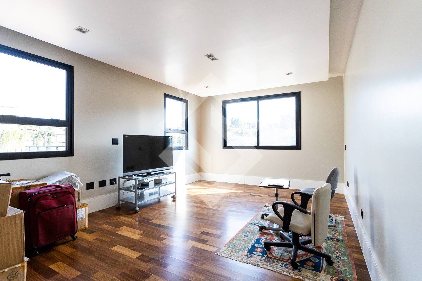 Casa, 4 quartos, 1305 m² - Foto 28