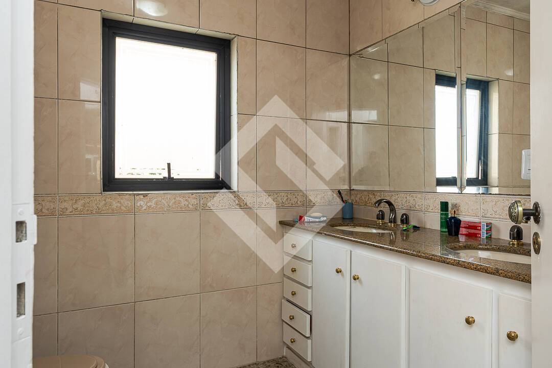 Casa, 4 quartos, 367 m² - Foto 33