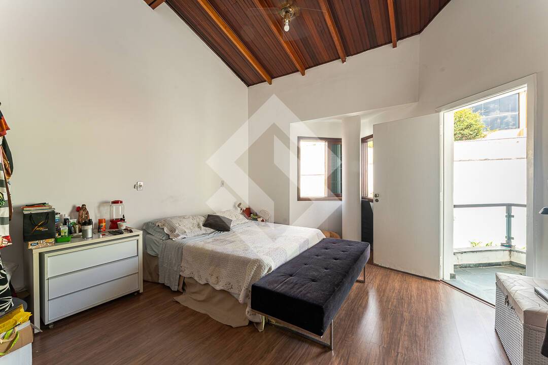 Casa, 4 quartos, 367 m² - Foto 46